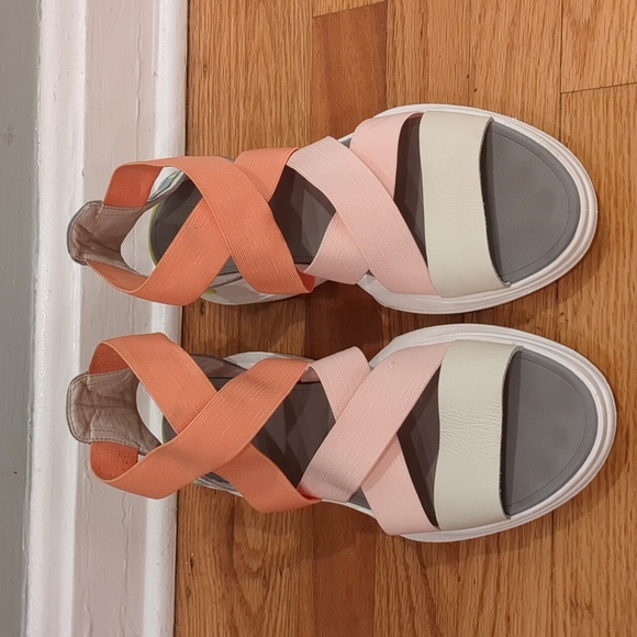 Sorel Explorer Blitz Multi-strap Sandals - Paradiso Peach/Peach Blossom 10.5 - Picture 3 of 17